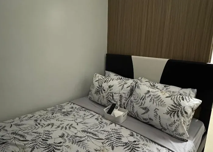 Rentals, Walking Distance To Mall Of And Near In Airport, Located In Shore Residences Apartment *
