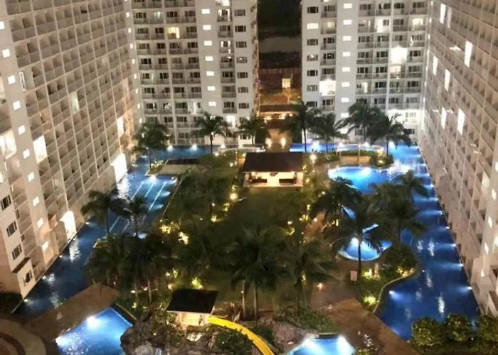 Rentals, Walking Distance To Mall Of And Near In Airport, Located In Shore Residences *